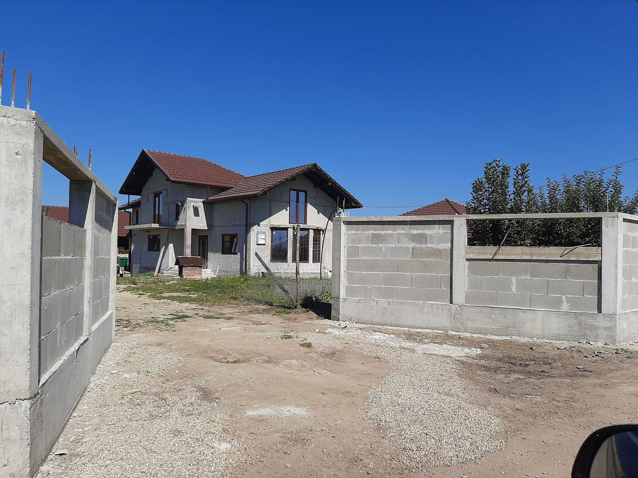 Garduri din sipca metalica, panou stil jaluzele, tabla, BCA si plasa