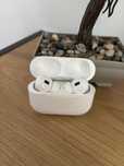 Apple AirPods Pro 2
