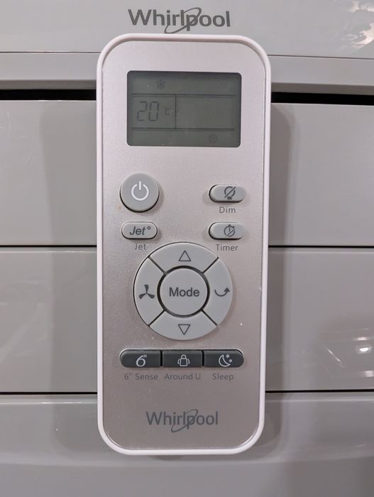 Vând aer conditionat portabil Whirlpool PACW12CO 12000BTU