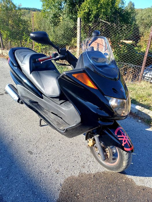 Продавам Yamaha majesty 250