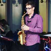 Saxofonist pentru evenimente!