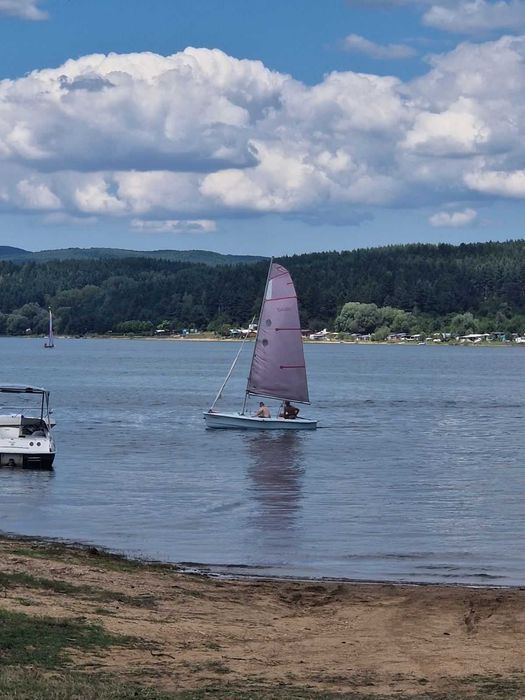 Ветроходна лодка Laser Bahia 4.65m