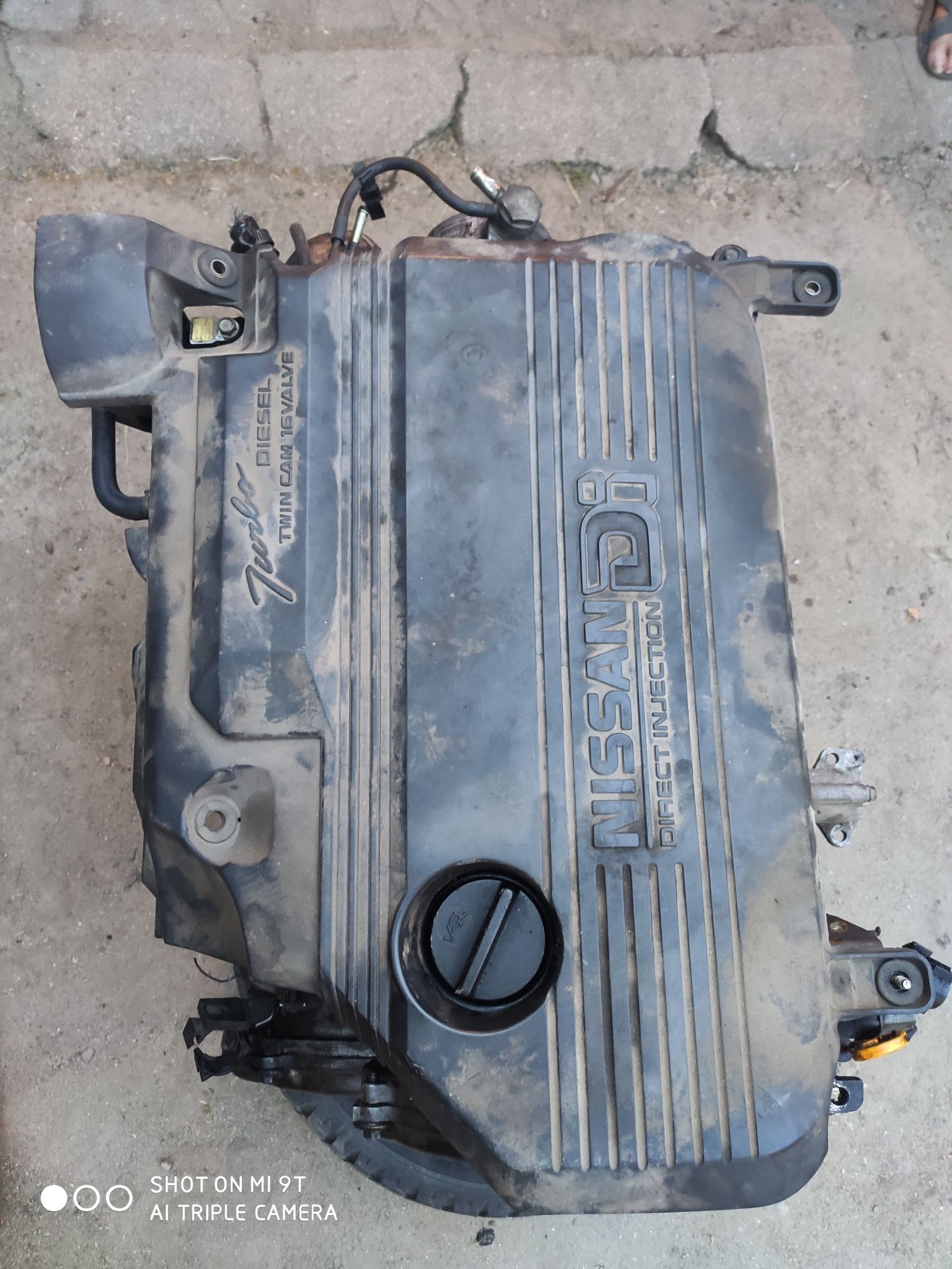 Двигател Nissan Almera Tino 2.2di