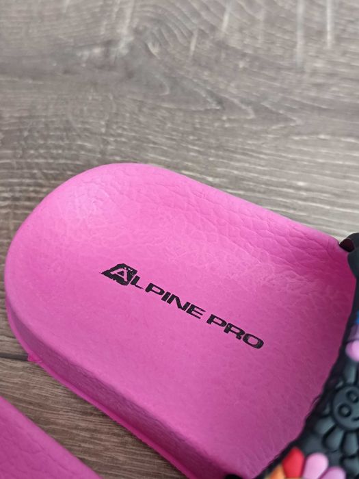 Slapi pentru fetite. Alpine Pro. Marimea 24