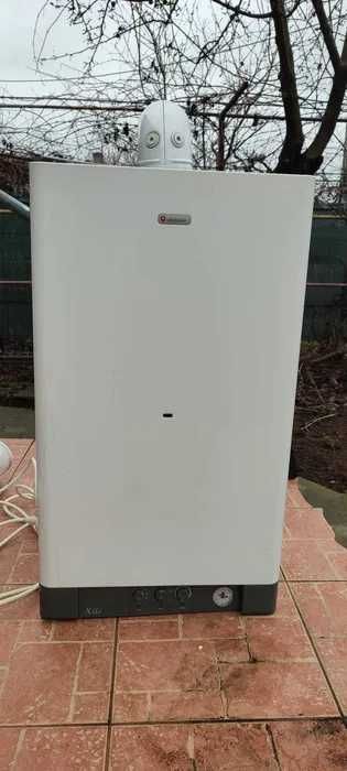 Vând centrală termică  Lamborghini xilo în stare bună de funcționare