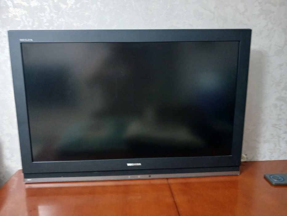 Продается большой телевизор,в хорошем состоянии