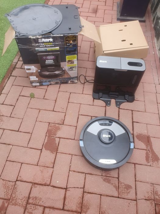 Robot  de aspirare cu mop  shark power detect