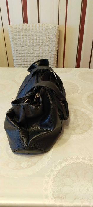 Продам сумку черную