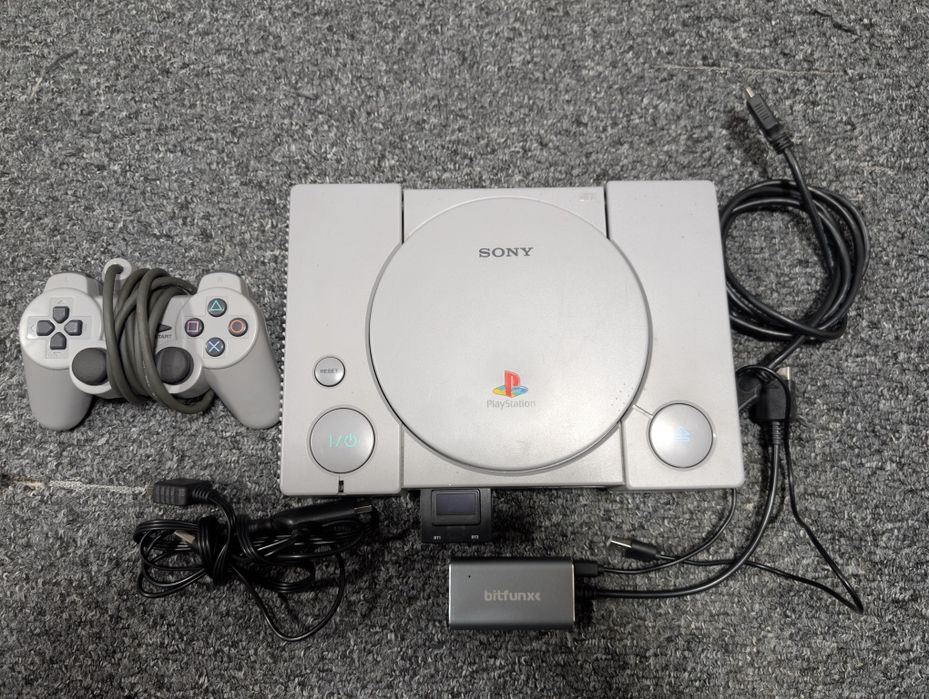 Playstation 1  - 1 джойстик - безплатни игри