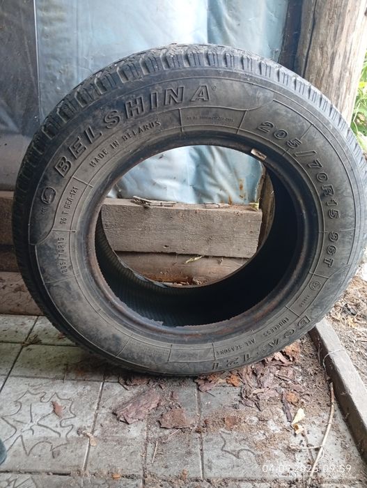 Продам резину на 15