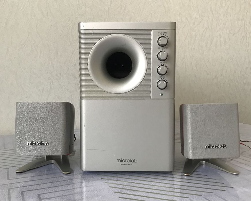 microlab x1-2/1  колонки