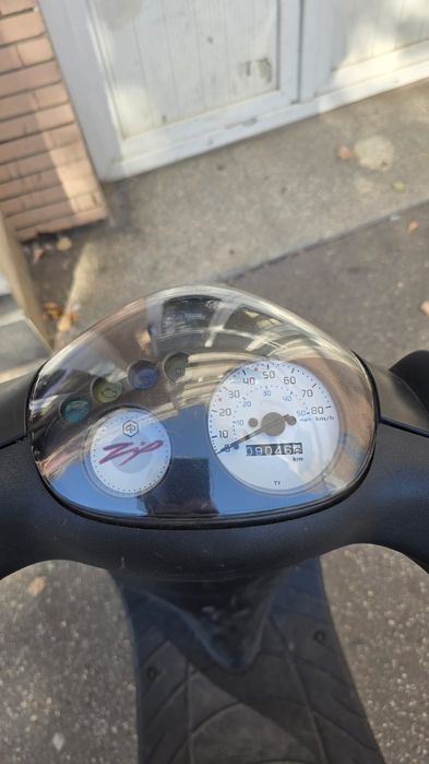 Scuter Piaggio ZIP 50