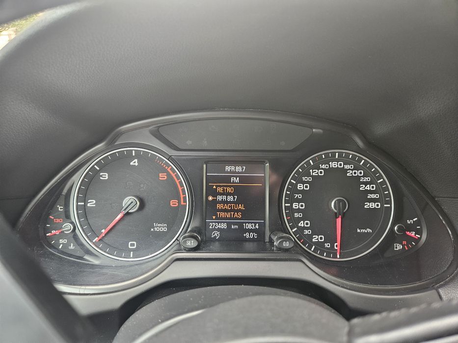 Vând Audi Q5 an 2014