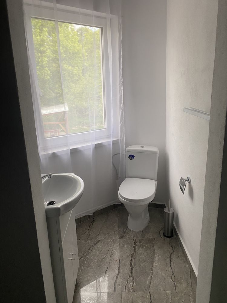 Cazare camere ,cu pat matrimonial , cu 2 paturi,