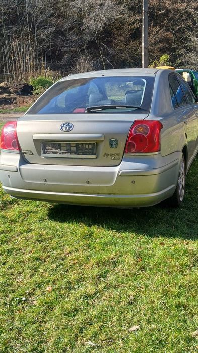 Toyota   avensis