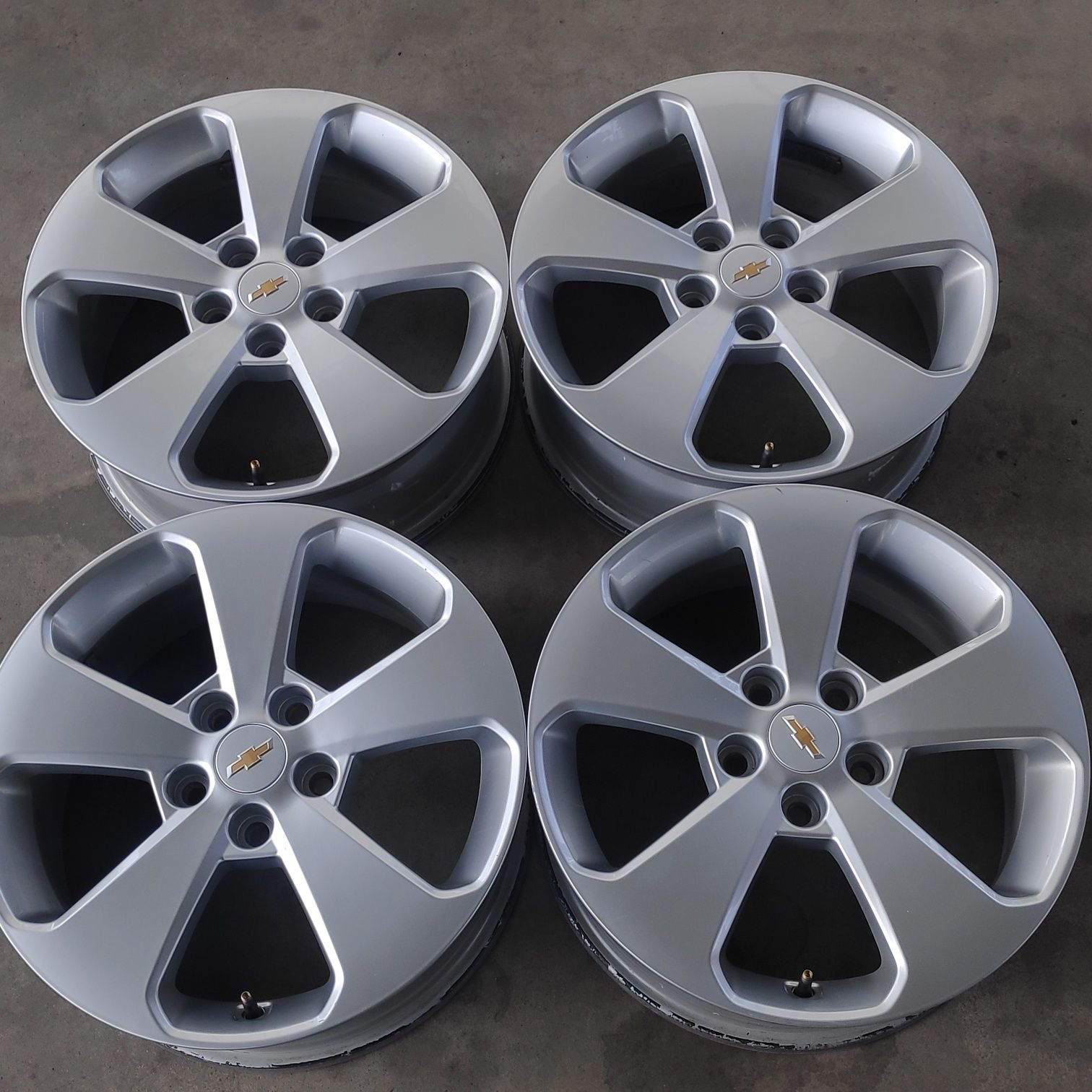 17" Chevrolet оригинални джанти