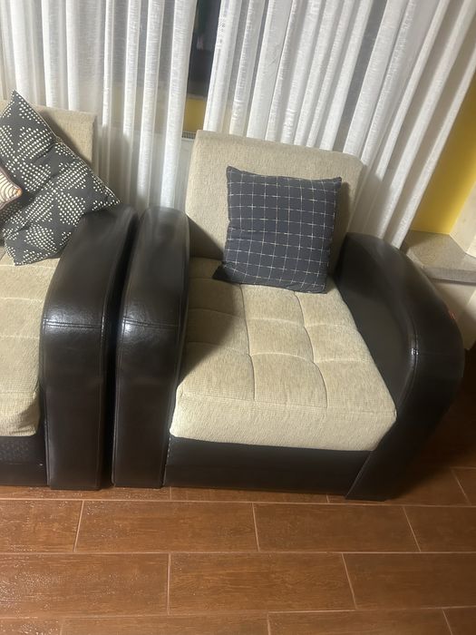 Vand canapea sezut 3-2-1, plus doua fotolii