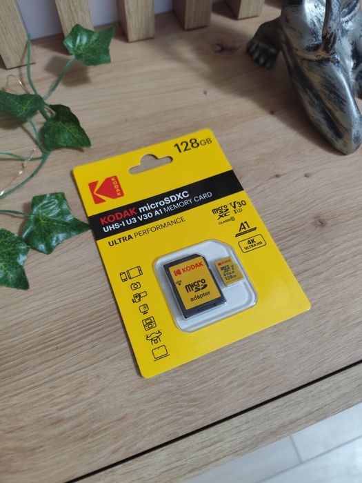 NOU Card memorie Kodak 128GB cu adaptor