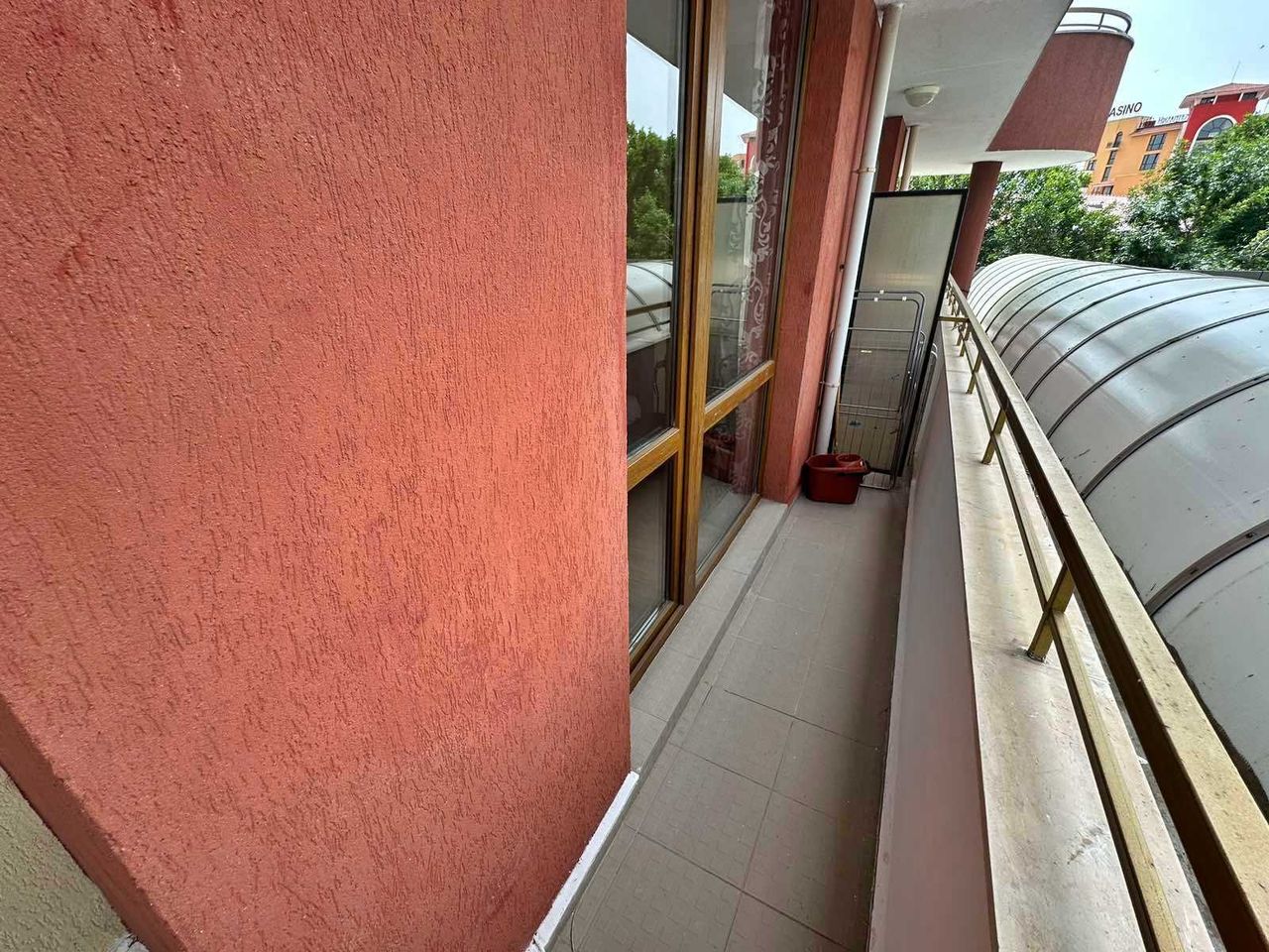 Продава се Двустаен апартамент в к.к. Слънчев бряг - 65 кв.м за 993 €/кв.м - Снимка #9