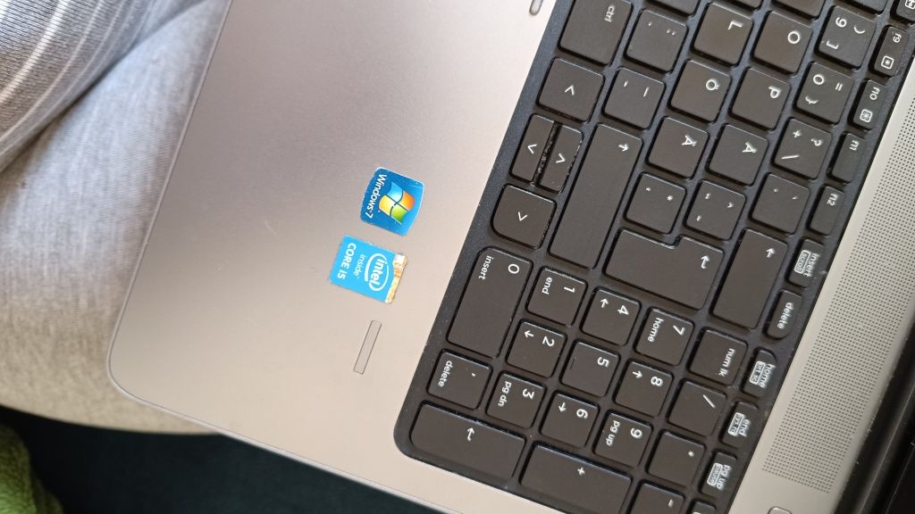 Лаптоп Hewlett-Packard