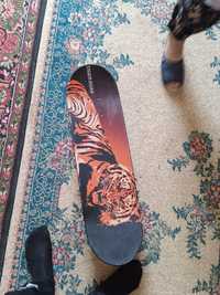 Skateboard satiladi