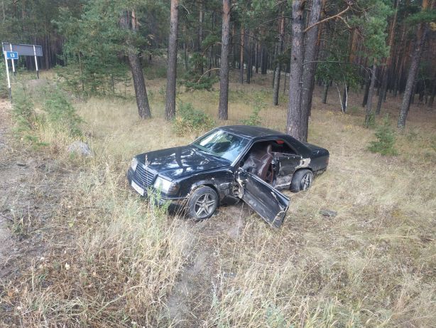 Продам Мерседес по запчастям