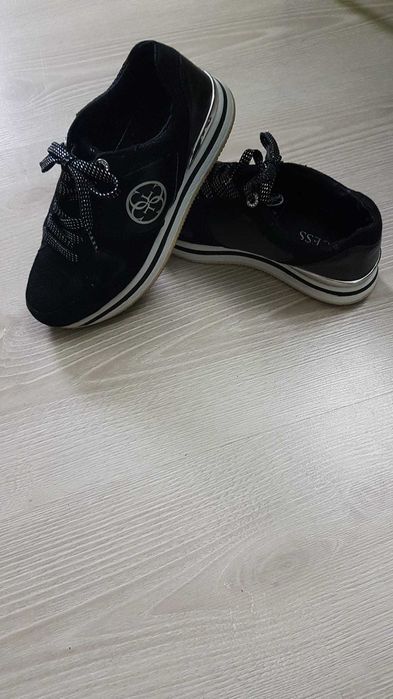 Vand adidasi sport de dama