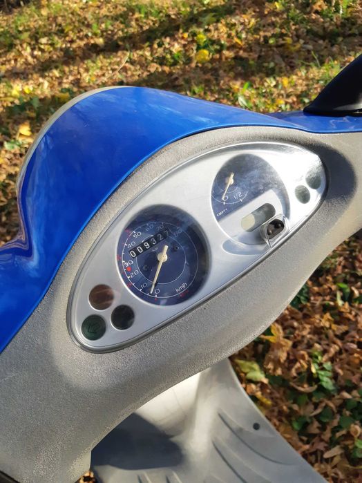 Vand Scuter Piaggio Fly 50