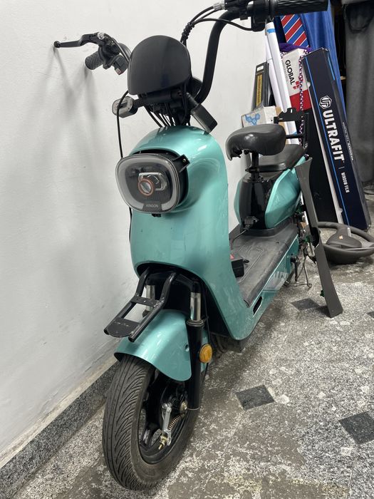 Skuter srochna sotiladi