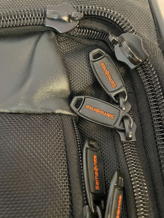 Valiza troler 4 roti SPINNER 360' Samsonite mare 55/45/25 negru FB