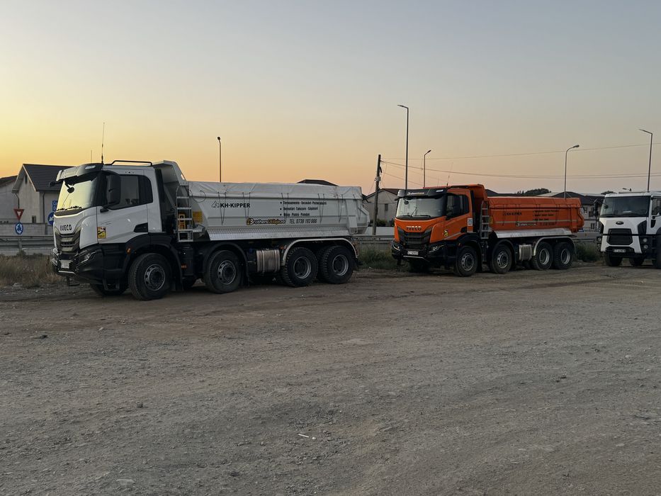 8x4 Camion Bascula Utilaje de inchiriat