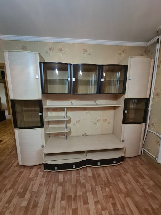 Продаётся стенка