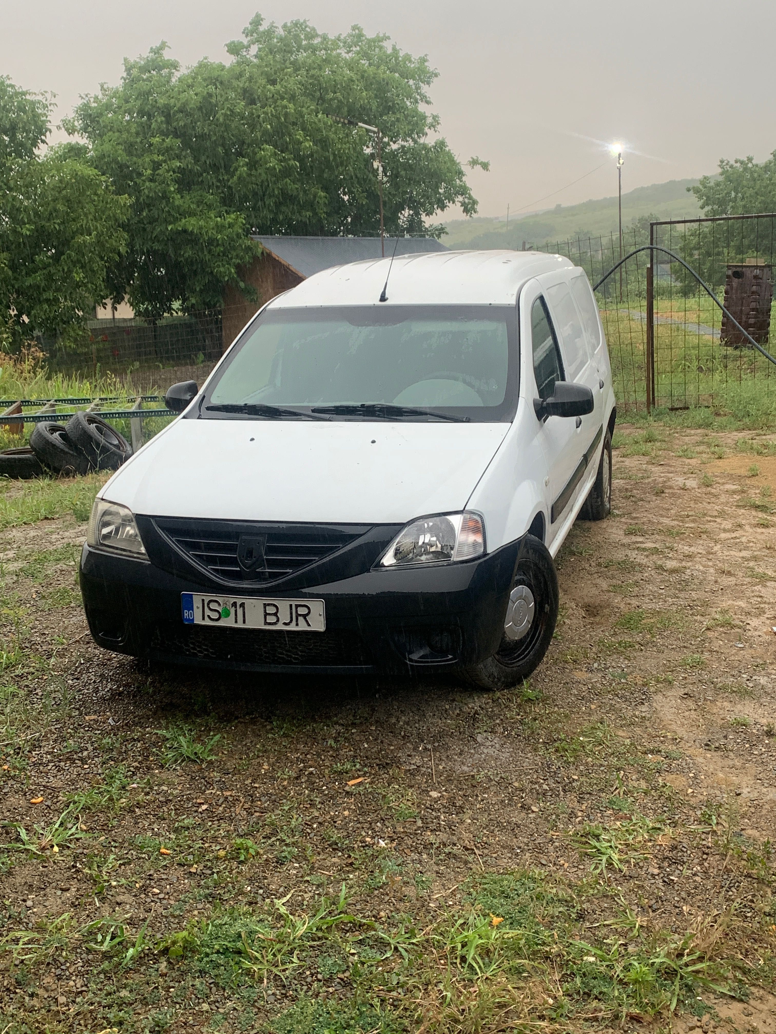 Dacia logan Van 2012