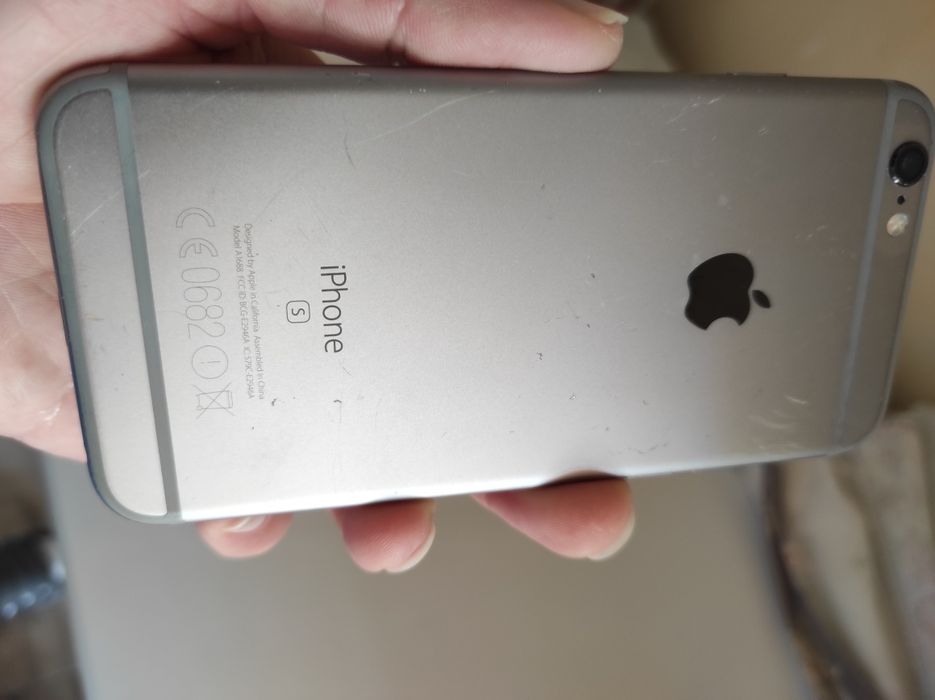 iPhone 6S model A1688