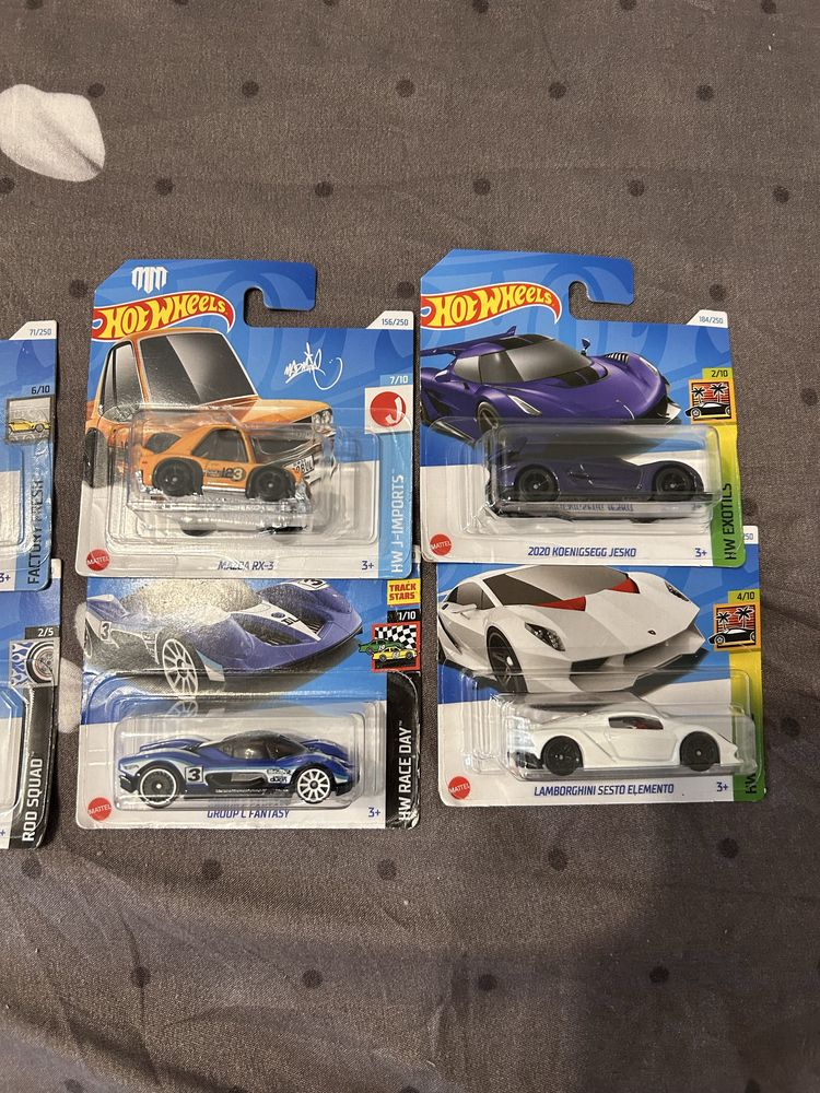 Hot wheels колички