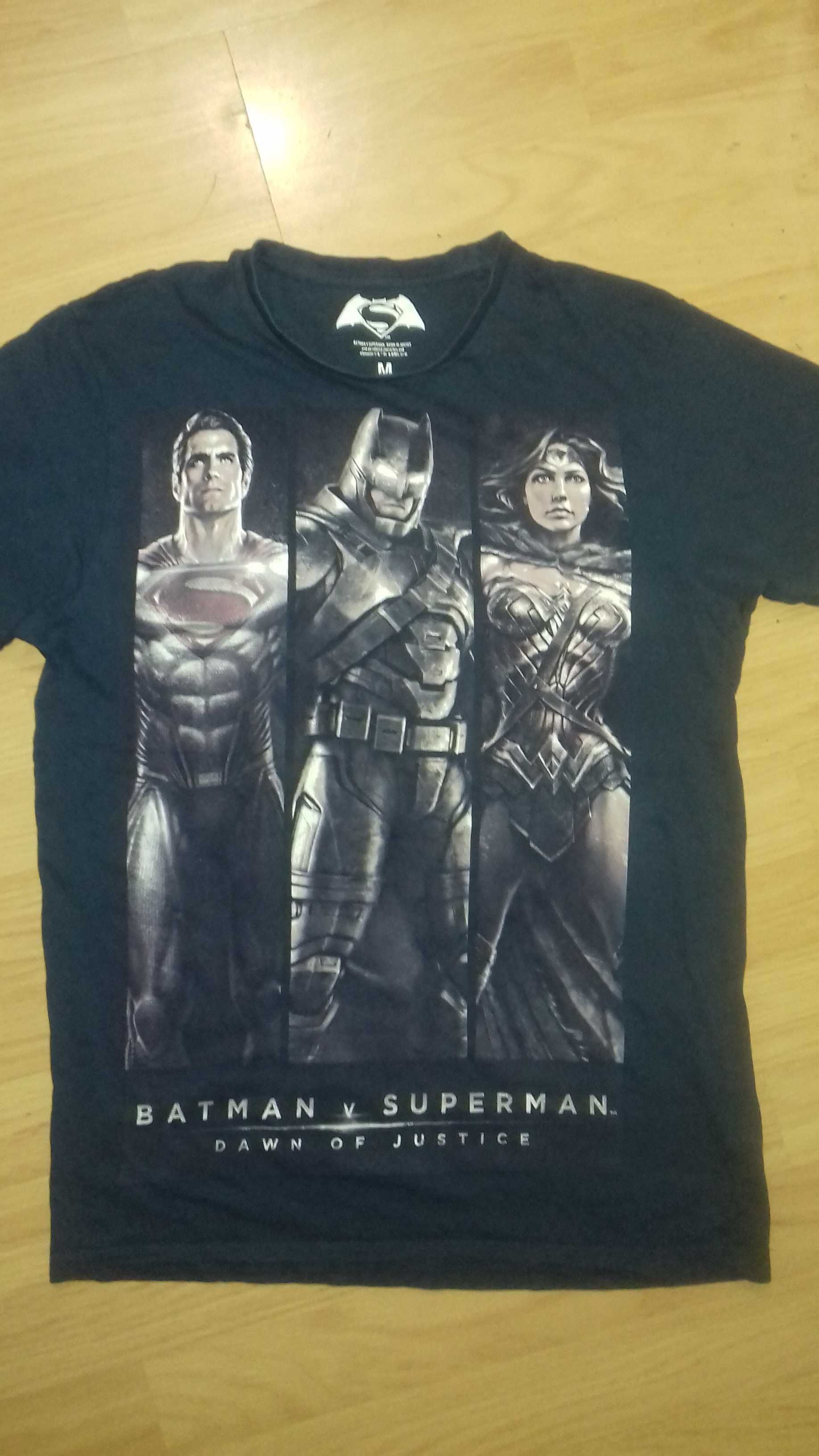 tricou Batman vs Superman M