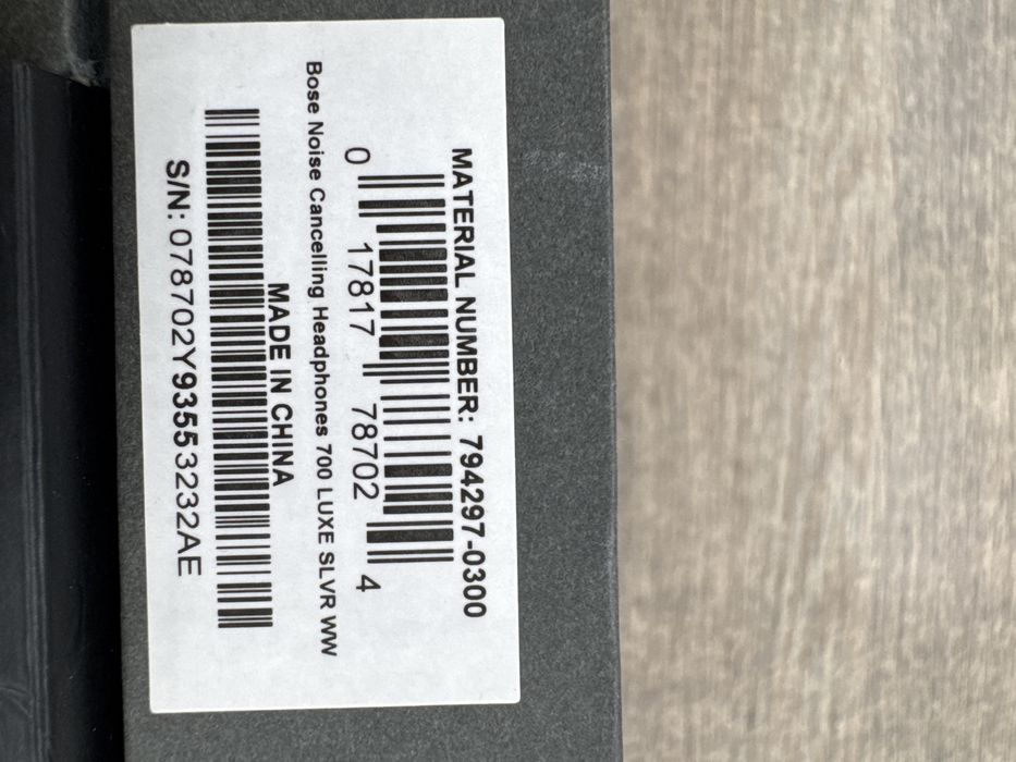 Casti Bose 700 noise cancelling