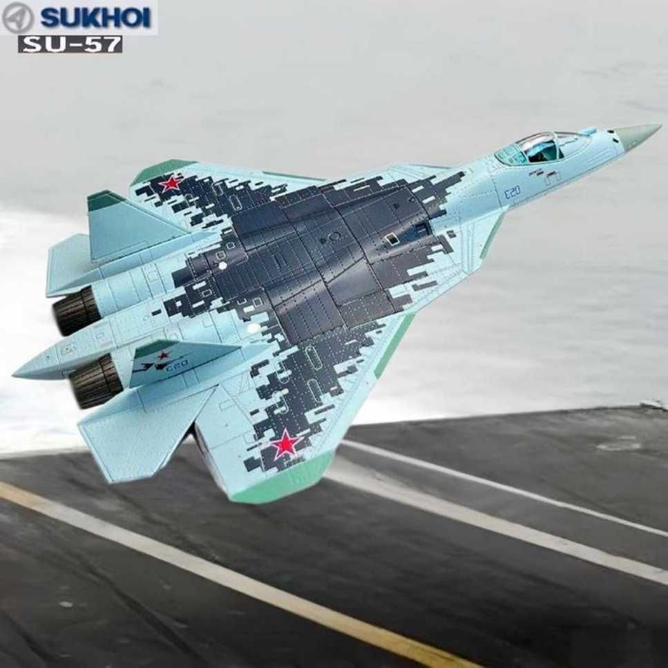Macheta avion metalica SU-57 Felon scara 1:100 20cm