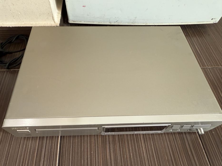 Onkyo DX-7222 CD player