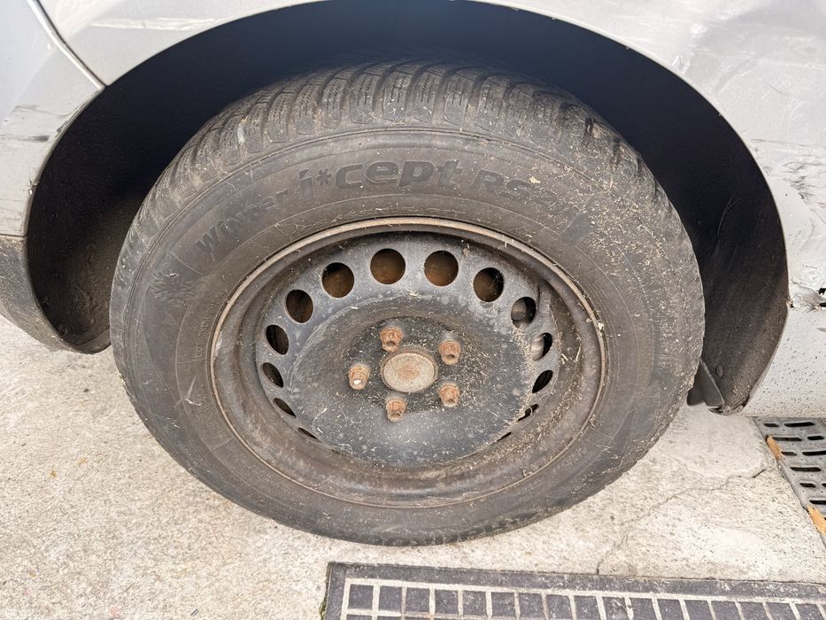 Jante tabla 15” 5x112 cu anvelope iarna 195/65R15