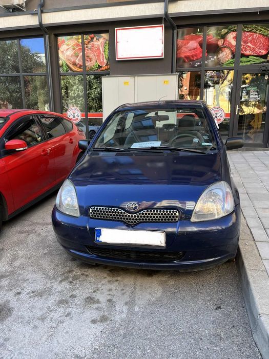 Тойота Ярис, 2000г.