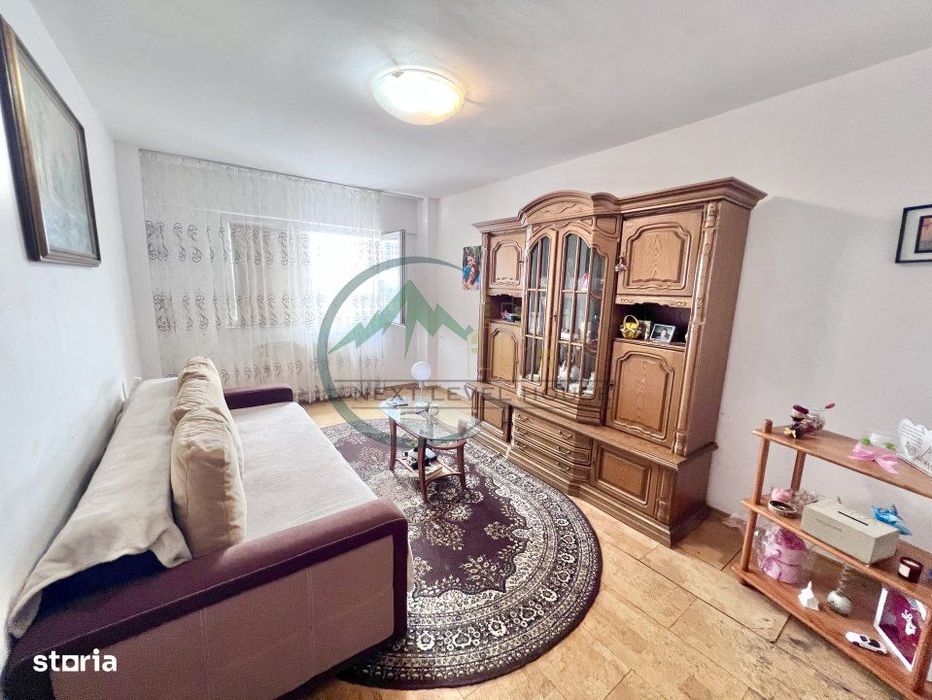 Apartament 3 camere, decomandat