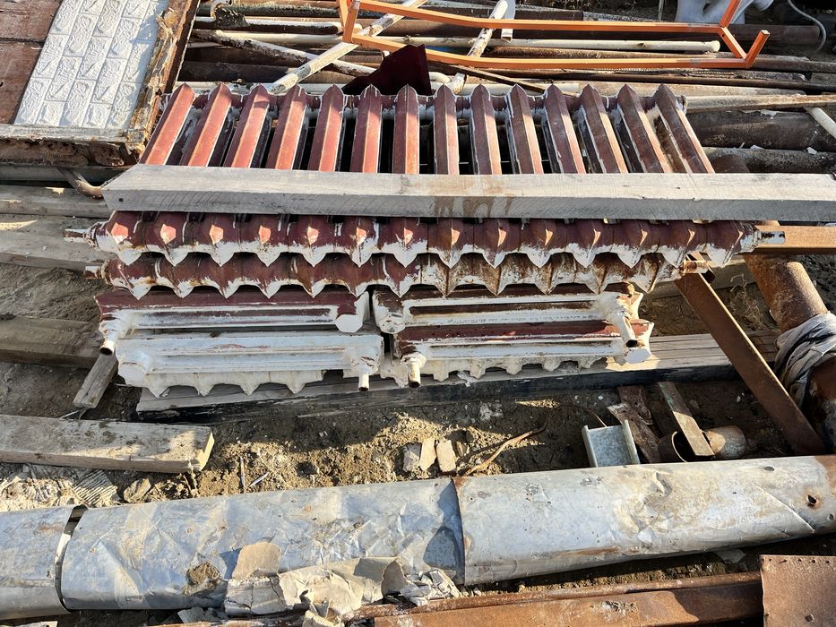 Чугон батарейка сатылады ({})