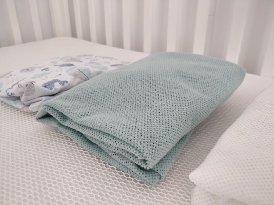 Vand patut Treppy Dreamy Plus + Saltea AeroSleep si 2 x cearceafuri