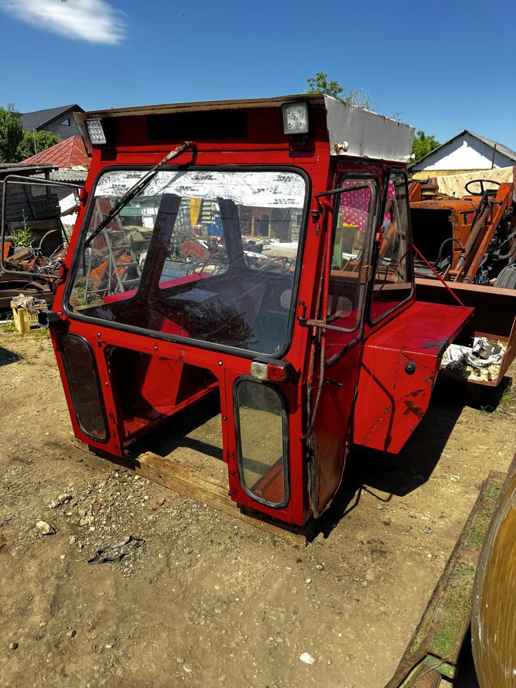 Cabina conica tractor U 650