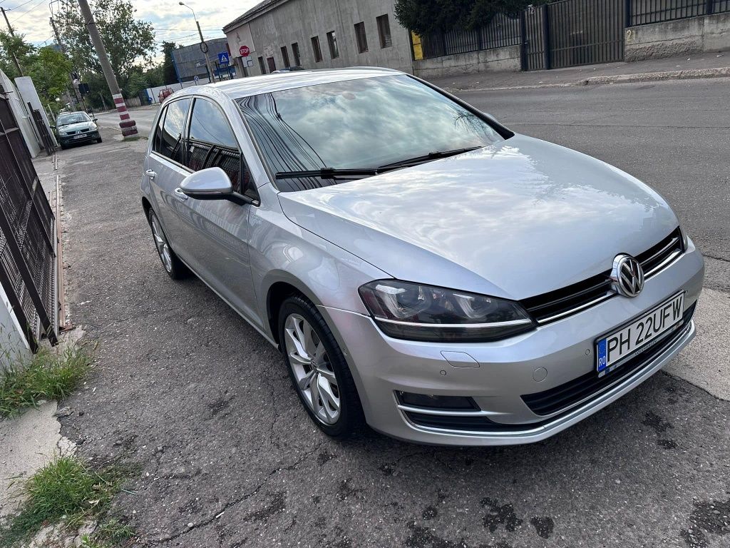Vând golf 7 2.0 dsg parcheaza singura