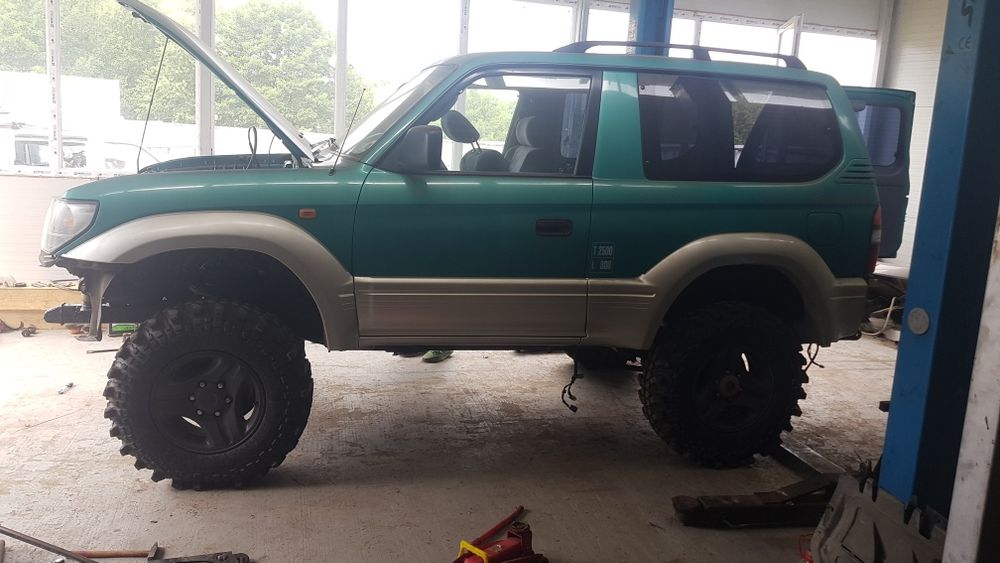 Vând grup grupuri toyota hilux land cruiser j 7 j90 j120
