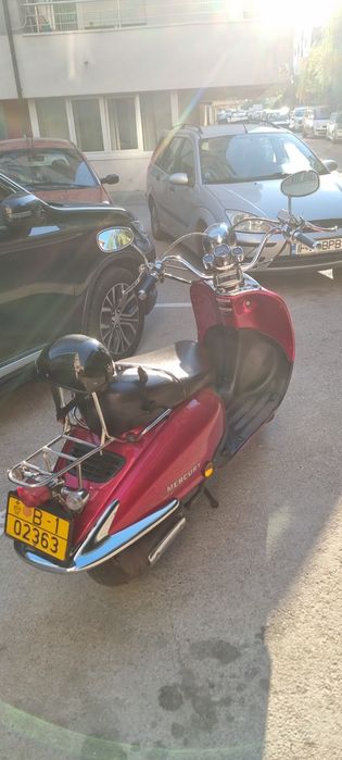 Vând scuter retro impecabil,primul propietar de nou