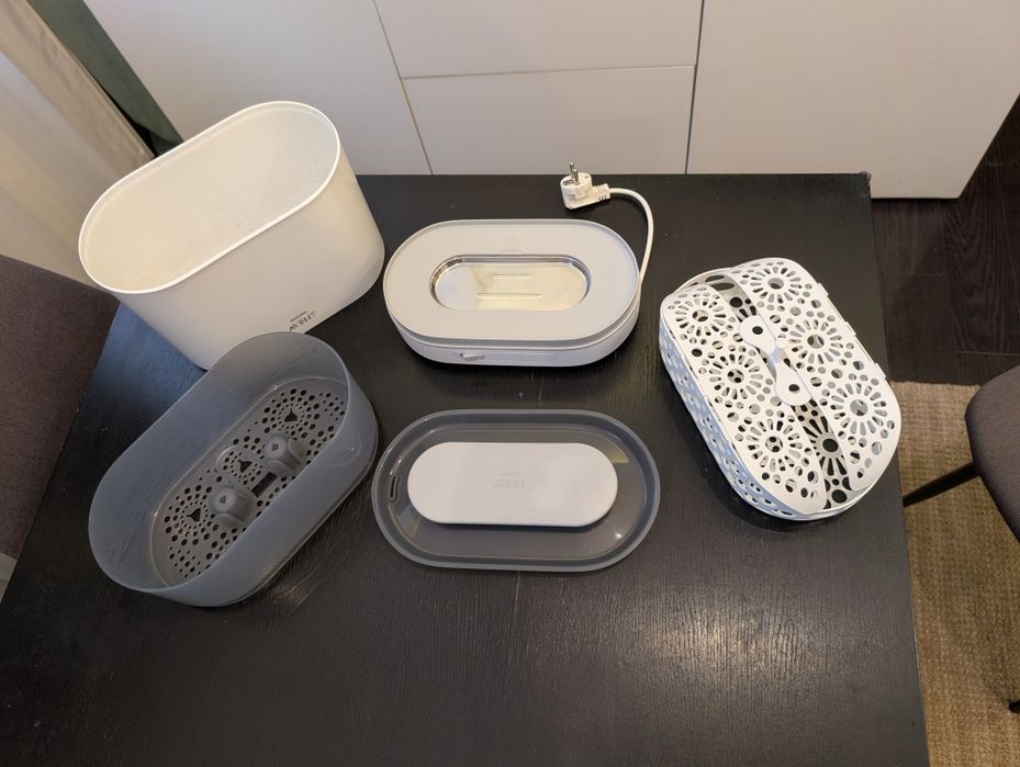 Pachet complet biberoane - Incalzitor + Sterilizator + Termos