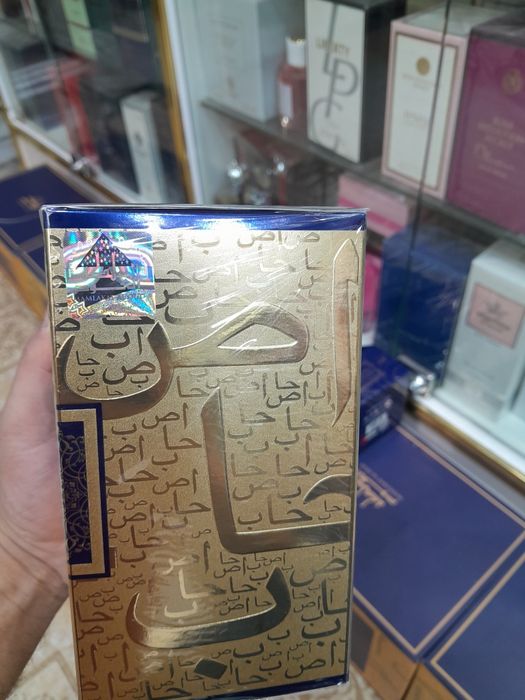 Mamlakat oud Ashaab Eau de parfum (100)ml